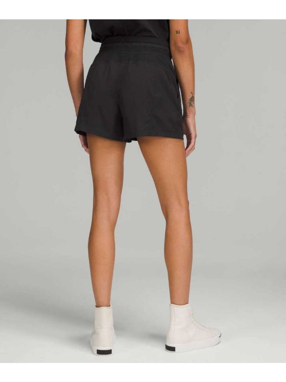 Lululemon Dance Studio High-Rise Short 3.5" Black 6 athletic gym workout lounge - Picture 3 of 10